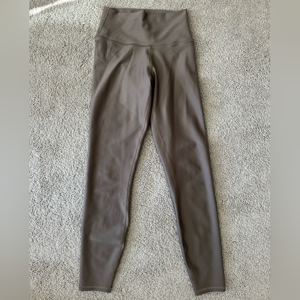 Alo leggings size xsmall olive tree color